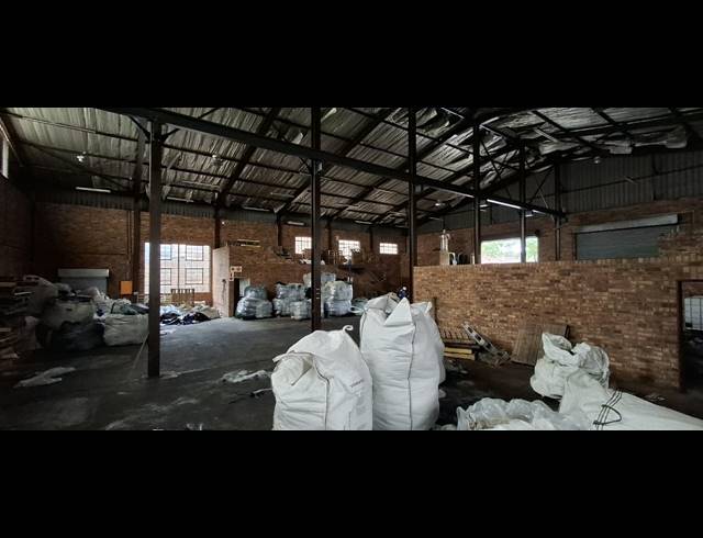 700M² BUILDING TO LET IN BRAKPAN NORTH